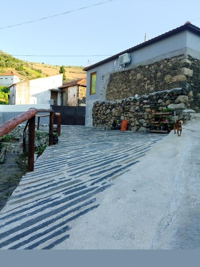 O Cantinho Da Laura Lamego Exteriör bild